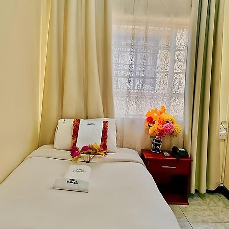 Hotel Embassy Найроби Екстериор снимка